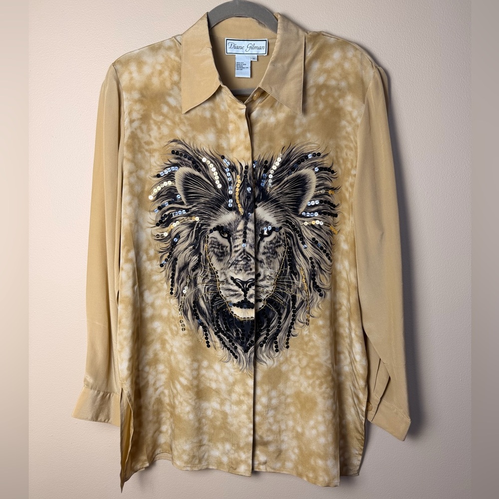 Diane Gilman 100% Silk Lion Embellished Button Up Blouse Size M